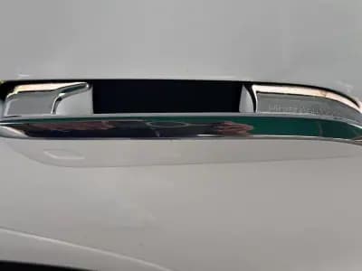 Sell Mercedes-Benz E 300 2024 - 58400 EUR, 24861 km - AUTO.MOTO.pt