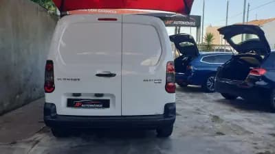 Sell Peugeot 2019 - 8999 EUR, 212000 km - AUTO.MOTO.pt