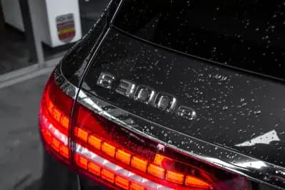 Sell Mercedes-Benz E 300 2022 - 39750 EUR, 66165 km - AUTO.MOTO.pt