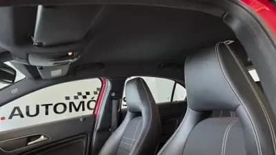 Vendo Mercedes-Benz A 160 2015 - 15900 EUR, 208637 km - AUTO.MOTO.pt