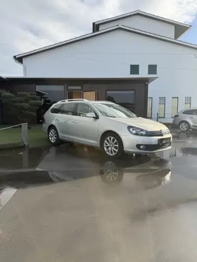 Vendo Volkswagen Golf Variant 2012 - 5750 EUR, 297582 km - AUTO.MOTO.pt