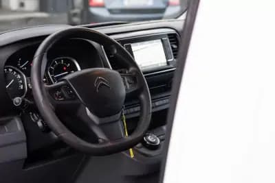 Vendo Citroën Jumpy 2017 - 15900 EUR, 145325 km - AUTO.MOTO.pt
