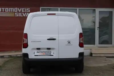 Sell Peugeot Partner 2021 - 11990 EUR, 171000 km - AUTO.MOTO.pt