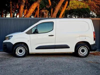 Vendo Peugeot Partner 2019 - 13990 EUR, 69037 km - AUTO.MOTO.pt