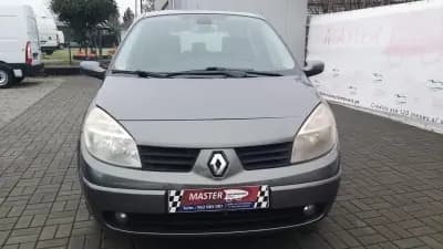 Vendo Renault Scénic 2004 - 3780 EUR, 154526 km - AUTO.MOTO.pt