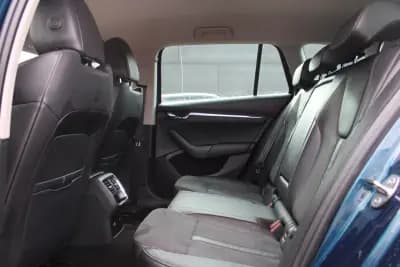 Vendo Skoda Octavia Break 2020 - 18750 EUR, 100000 km - AUTO.MOTO.pt