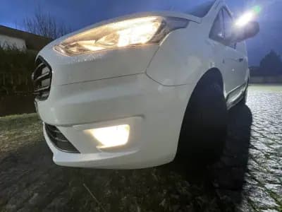 Sell Ford Transit Connect 2021 - 12499 EUR, 104000 km - AUTO.MOTO.pt