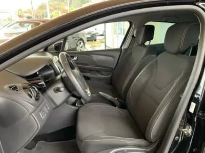 Sell Renault Clio 2018 - 11950 EUR, 83388 km - AUTO.MOTO.pt