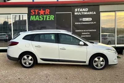 Vendo Renault Mégane 2009 - 5250 EUR, 266113 km - AUTO.MOTO.pt