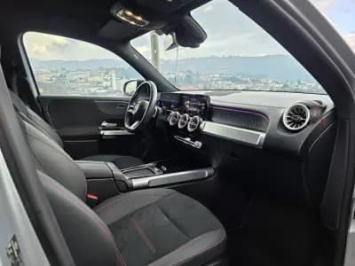 Sell Mercedes-Benz EQB 2025 - 65000 EUR, 20000 km - AUTO.MOTO.pt