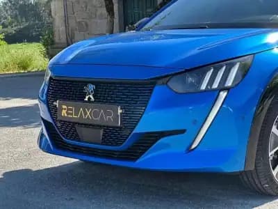 Vendo Peugeot e-208 2020 - 17500 EUR, 77000 km - AUTO.MOTO.pt