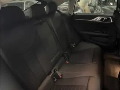 Sell BMW i4 2022 - 37000 EUR, 54000 km - AUTO.MOTO.pt