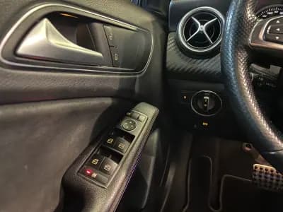 Sell Mercedes-Benz A 180 2017 - 19490 EUR, 150000 km - AUTO.MOTO.pt