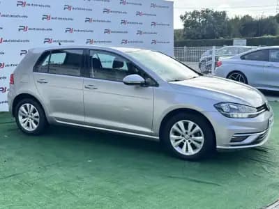 Sell Volkswagen Golf 2017 - 14850 EUR, 162567 km - AUTO.MOTO.pt