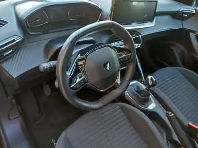 Sell Peugeot 2008 2024 - 19990 EUR, 41500 km - AUTO.MOTO.pt