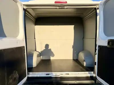 Vendo Opel Movano 2023 - 35950 EUR, 63000 km - AUTO.MOTO.pt