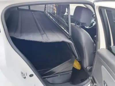 Vendo Renault Mégane 2013 - 4950 EUR, 317737 km - AUTO.MOTO.pt