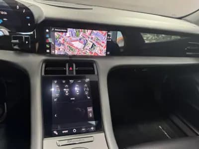 Vendo Porsche Taycan 2021 - 67000 EUR, 60000 km - AUTO.MOTO.pt