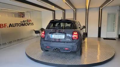 Vendo MINI 2019 - 24900 EUR, 114062 km - AUTO.MOTO.pt