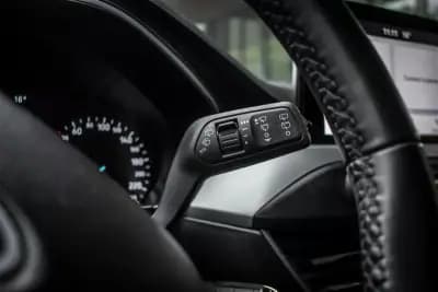 Vendo Ford Focus SW 2023 - 18990 EUR, 64785 km - AUTO.MOTO.pt