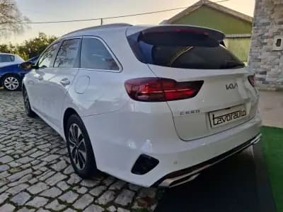 Vendo Kia Ceed SW 2023 - 23500 EUR, 82000 km - AUTO.MOTO.pt