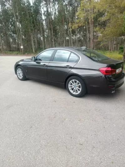 Sell BMW 330e 2017 - 17950 EUR, 159000 km - AUTO.MOTO.pt