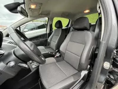 Sell Peugeot 207 2012 - 7750 EUR, 138000 km - AUTO.MOTO.pt