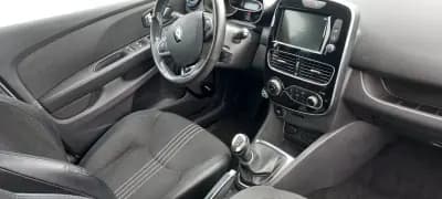 Vendo Renault Clio 2017 - 13500 EUR, 140820 km - AUTO.MOTO.pt