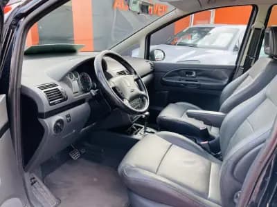 Vendo Volkswagen Sharan 2009 - 10950 EUR, 110000 km - AUTO.MOTO.pt