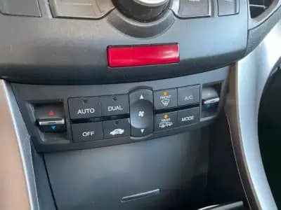 Vendo Honda Accord 2009 - 9250 EUR, 266508 km - AUTO.MOTO.pt