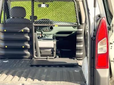 Sell Peugeot Partner 2014 - 9250 EUR, 190000 km - AUTO.MOTO.pt