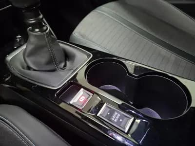 Vendo Peugeot 2008 2021 - 19850 EUR, 74617 km - AUTO.MOTO.pt