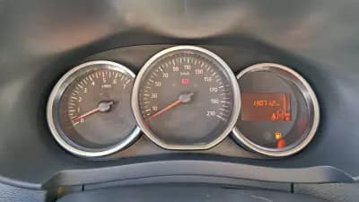 Vendo Dacia Lodgy 2021 - 15900 EUR, 130712 km - AUTO.MOTO.pt