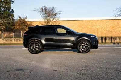Vendo Land Rover Range Rover Evoque 2020 - 32999 EUR, 93000 km - AUTO.MOTO.pt