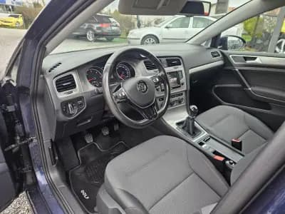 Vendo Volkswagen Golf Variant 2016 - 13300 EUR, 139600 km - AUTO.MOTO.pt