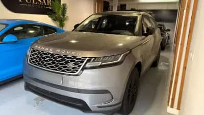 Sell Land Rover Range Rover Velar 2019 - 37200 EUR, 90000 km - AUTO.MOTO.pt