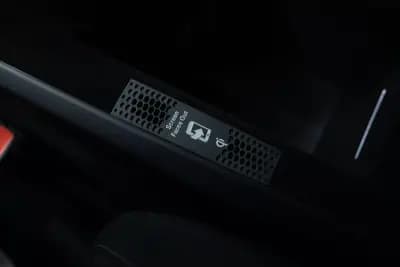 Sell Porsche Taycan Sport Turismo 2023 - 69950 EUR, 59281 km - AUTO.MOTO.pt