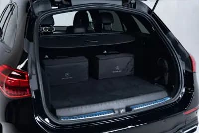 Vendo Mercedes-Benz C 300 2022 - 42950 EUR, 63000 km - AUTO.MOTO.pt