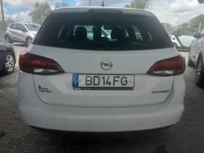 Sell Opel Astra Sports Tourer 2019 - 7990 EUR, 260000 km - AUTO.MOTO.pt