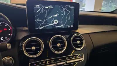 Vendo Mercedes-Benz C 220 2018 - 29900 EUR, 179960 km - AUTO.MOTO.pt