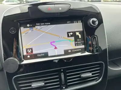 Sell Renault Clio 2019 - 11490 EUR, 113000 km - AUTO.MOTO.pt