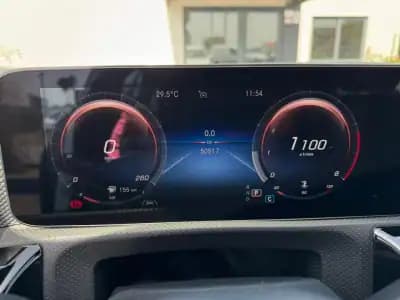 Vendo Mercedes-Benz A 200 2020 - 24900 EUR, 50500 km - AUTO.MOTO.pt