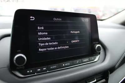 Vendo Nissan Qashqai 2023 - 25900 EUR, 42638 km - AUTO.MOTO.pt