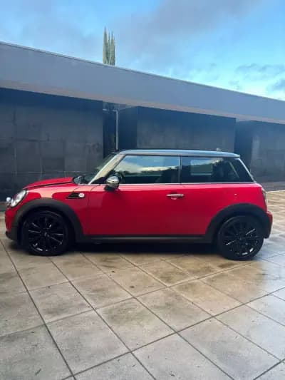 Vendo MINI One 2011 - 9750 EUR, 167000 km - AUTO.MOTO.pt