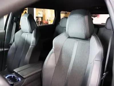 Sell Peugeot 5008 2020 - 23900 EUR, 135000 km - AUTO.MOTO.pt