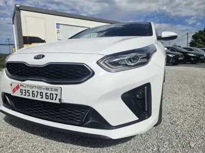 Vendo Kia ProCeed 2020 - 17400 EUR, 119400 km - AUTO.MOTO.pt