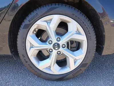 Vendo Kia Ceed SW 2019 - 13900 EUR, 72562 km - AUTO.MOTO.pt