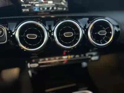 Sell Mercedes-Benz A 250 2022 - 27880 EUR, 43000 km - AUTO.MOTO.pt