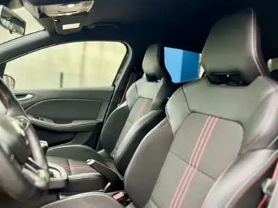 Vendo Renault Clio 2020 - 16950 EUR, 99000 km - AUTO.MOTO.pt