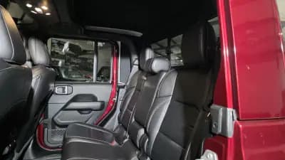 Sell Jeep Gladiator 2021 - 59900 EUR, 125181 km - AUTO.MOTO.pt